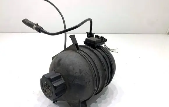 Peugeot 607 Coolant expansion tank/reservoir 9651505380