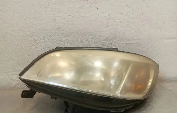 Opel Zafira A Headlight/headlamp 89100054