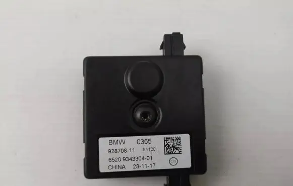 BMW X5M F85 Aerial antenna amplifier 9343304