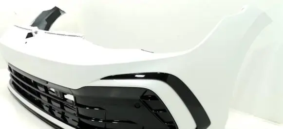 Volkswagen Golf VIII Front bumper 5H0807221G