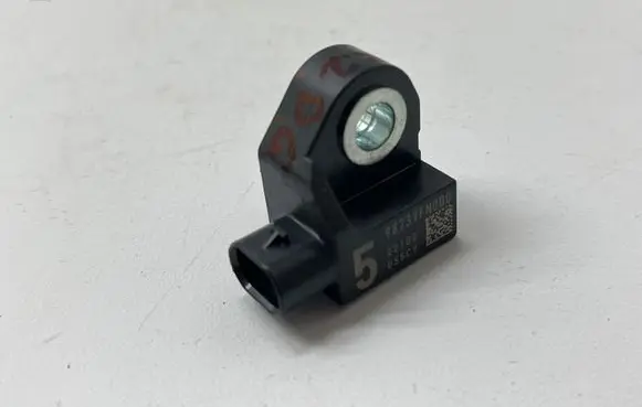 Subaru Forester SL Airbag deployment crash/impact sensor 98237FN000 0S5CY 22102