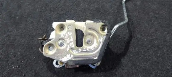 Mitsubishi Pajero Front door lock