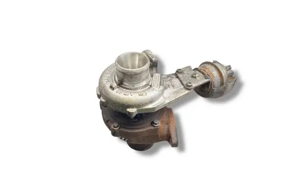 Opel Insignia A Turbo 55570748 7861371 MFV02761R