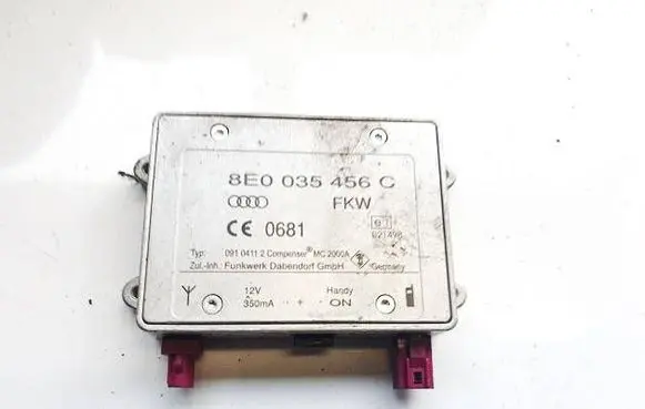 Audi A6 S6 C6 4F Antenna control unit 8E0035456C