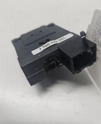Renault Scenic I Headlight level height control switch 7700433081