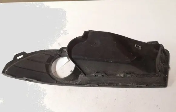 Volkswagen Polo Front bumper lower grill 6Q0853666 6Q0853950A