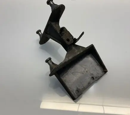 Mercedes-Benz C W203 ABS pump bracket A2034310240 2034310240