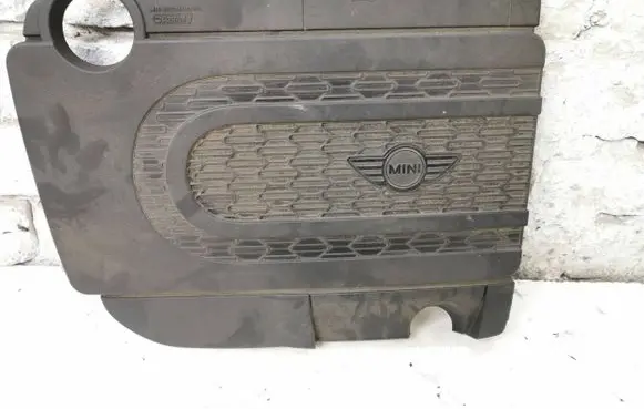 Mini Cooper Countryman R60 Engine cover (trim) 7811920