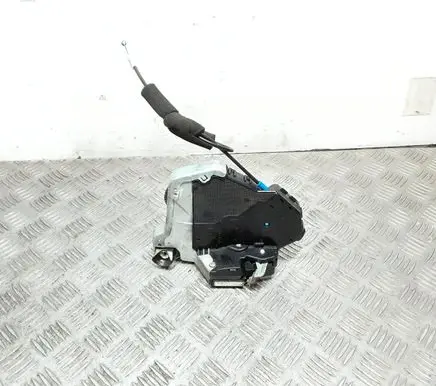 Lexus IS 220D-250-350 Front door lock 3F1022 A046693