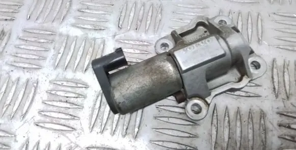 Volvo S60 Camshaft vanos timing valve 8670422