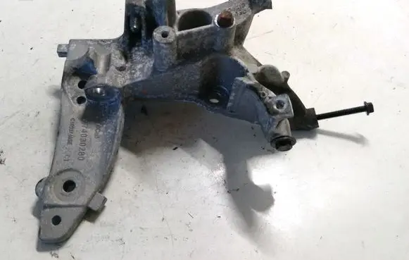 Peugeot 3008 I Engine mounting bracket 9674030280
