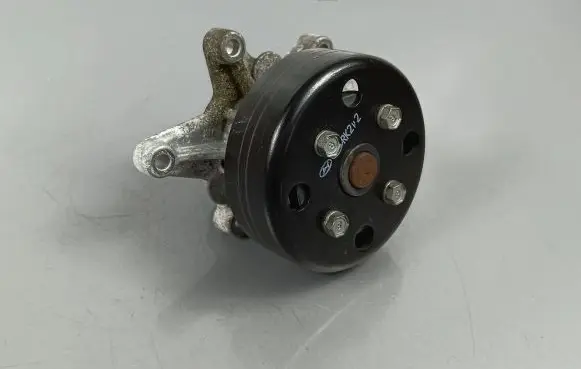 KIA Sportage Water pump