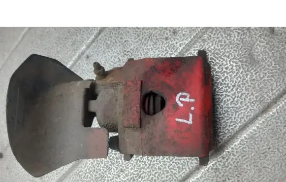 Volkswagen Polo III 6N 6N2 6NF Front brake caliper