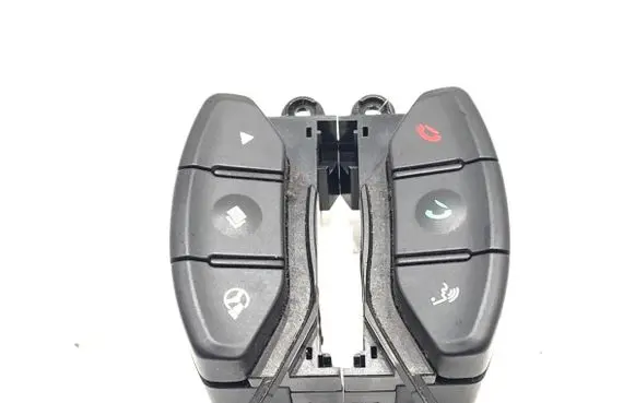 KIA Carens III Steering wheel buttons/switches 56100-A4835