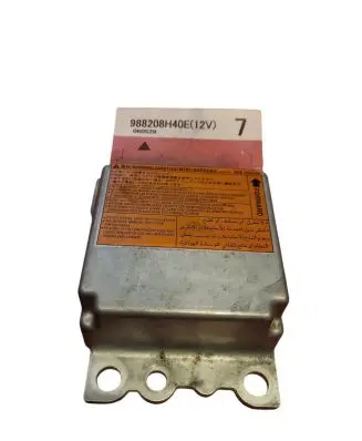 Nissan X-Trail T30 Airbag control unit/module 988208H40E
