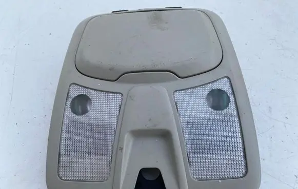 Volvo V70 Front seat light 8685434