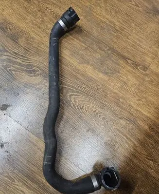 BMW 1 E81 E87 Engine coolant pipe/hose