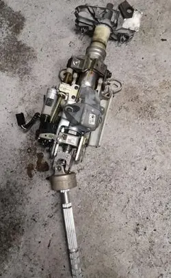 BMW 5 E60 E61 Steering wheel axle 6774626