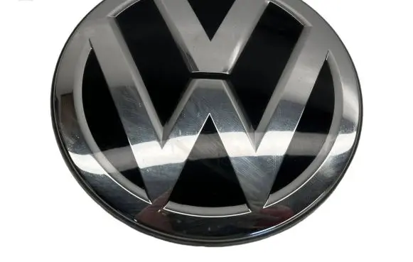 Volkswagen T-Cross Manufacturer badge logo/emblem 2GA853601