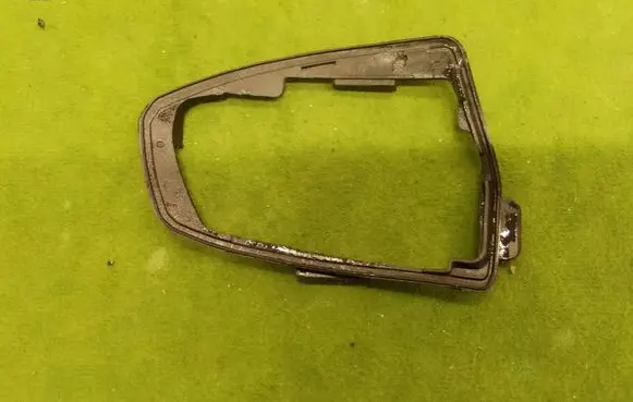Mercedes-Benz E W211 Rear door handle cover A218766C497