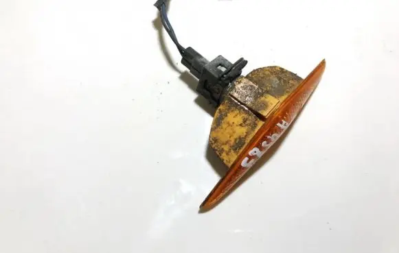 Ford Focus Front fender indicator light xs4h3k354a