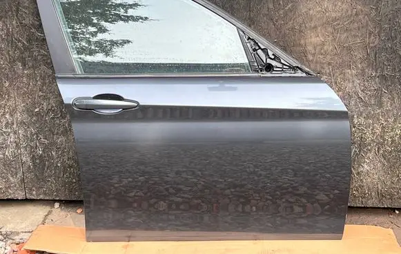 BMW 1 F20 F21 Front door 