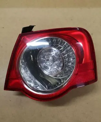 Volkswagen PASSAT B6 Rear/tail lights ZSB3C5945096H 275702