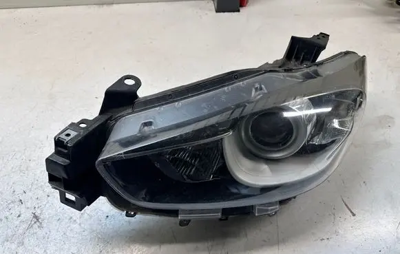 Mazda CX-5 Headlight/headlamp