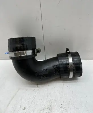 Volvo V40 Intercooler hose/pipe 31338572