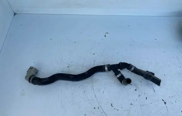 Volvo V40 Engine coolant pipe/hose 207841 31368077