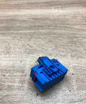Audi A4 S4 B7 8E 8H Plug wire 1J0962623A BLUE