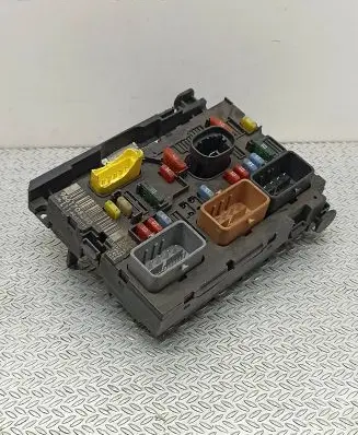 Peugeot 307 BSM Control unit 9661708280