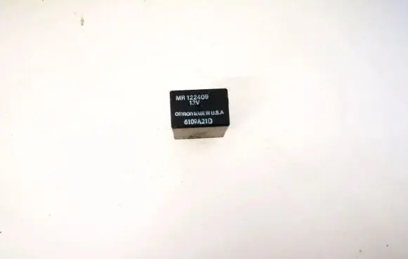 Mitsubishi Galant Other relay mr122409