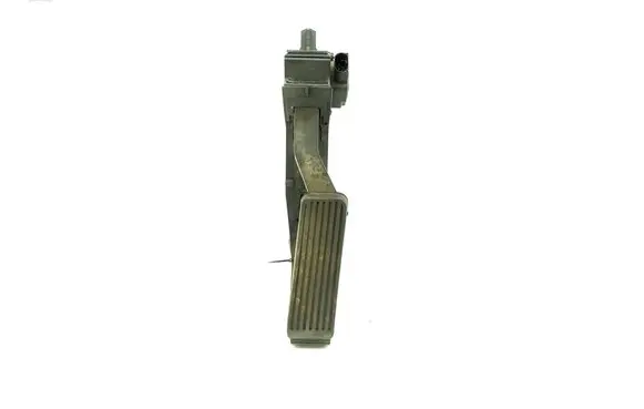 Mercedes-Benz E W211 Accelerator throttle pedal A2113000504