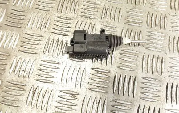 Opel Astra H Fuel tank cap lock 13158426