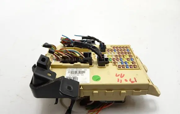 Hyundai i30 Fuse module 91950A6081 GD081B2100912A20