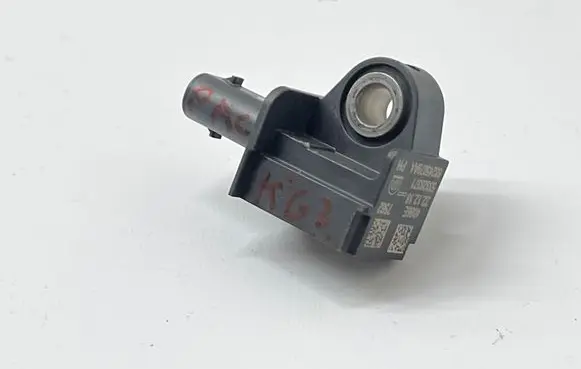 Chrysler Pacifica Airbag deployment crash/impact sensor 68245079AA 4086E 53328371