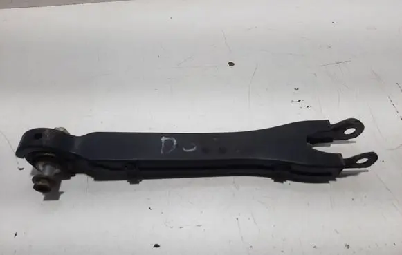 Mercedes-Benz C AMG W204 Rear control arm A2043521288 A2043521488