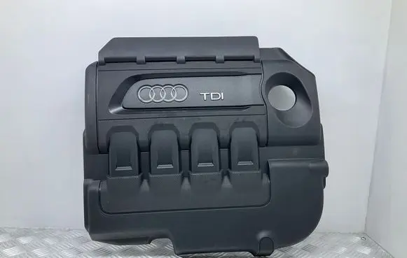 Engine cover (trim)