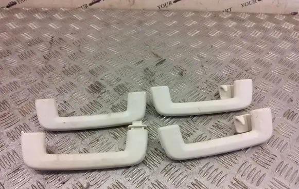 Ford Kuga II A set of handles for the ceiling 