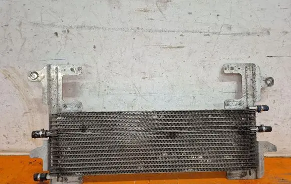 Jaguar S-Type Engine oil radiator XR8H-3F749-BA