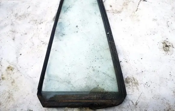 Mazda Premacy Rear vent window glass 