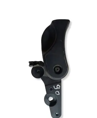 BMW 3 E90 E91 Engine bonnet (hood) release handle 7071707