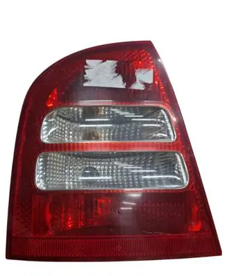 Skoda Octavia Mk2 (1Z) Rear/tail lights 1U6945095 1U6945111