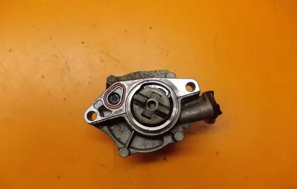 Peugeot 207 Vacuum pump