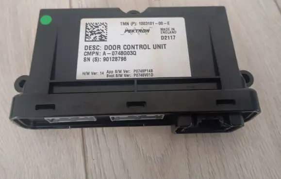 Tesla Model S Door control unit/module 100310100E