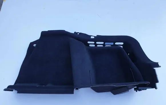 BMW 4 F36 Gran coupe Tailgate/trunk side cover trim 7337214