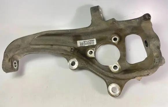 Ram 1500 Front wheel hub spindle knuckle 68445261AA