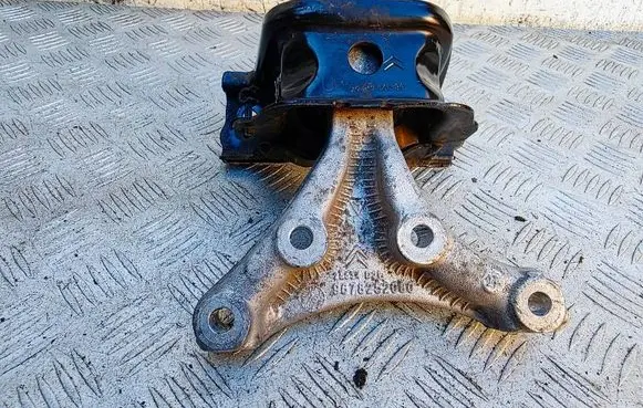 Citroen C4 Cactus Engine mount bracket 9678252080 9681706580