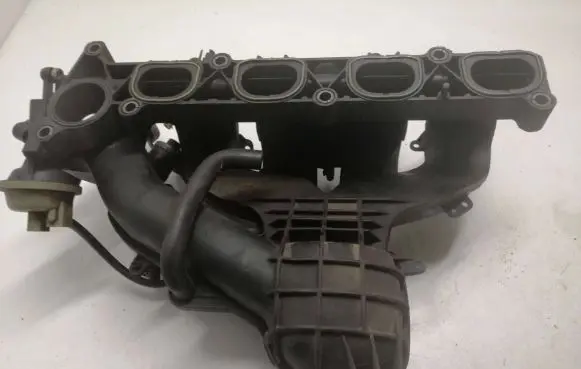 Ford Mondeo Mk III Intake manifold 1S7G9424DC LF0213100 M7MMB